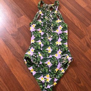 Seabellas 1pc Floral Swimsuit Green Purple M NWOT